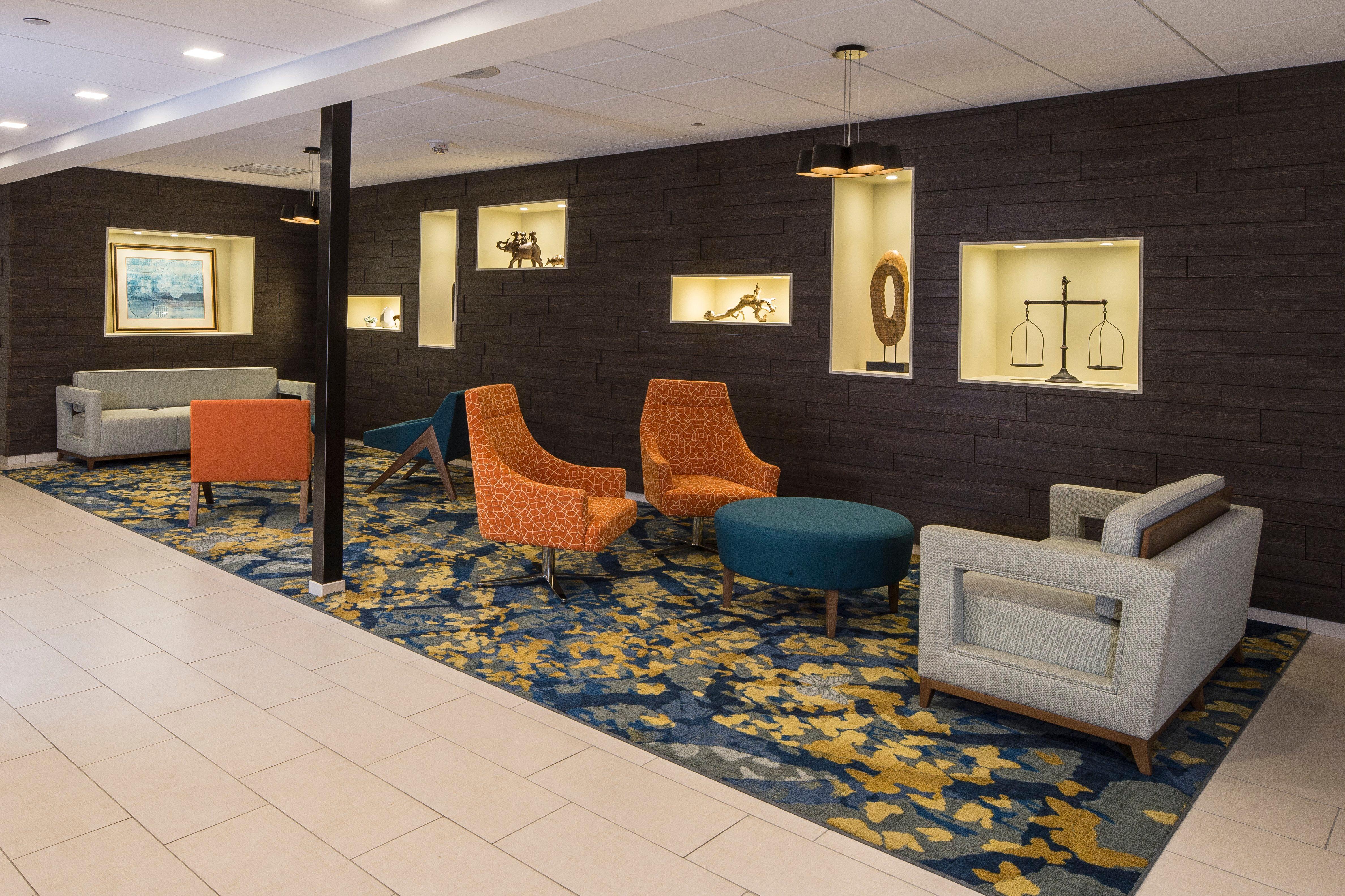 Crowne Plaza Hotel And Suites Pittsburgh South By Ihg Mt. Lebanon Exterior photo