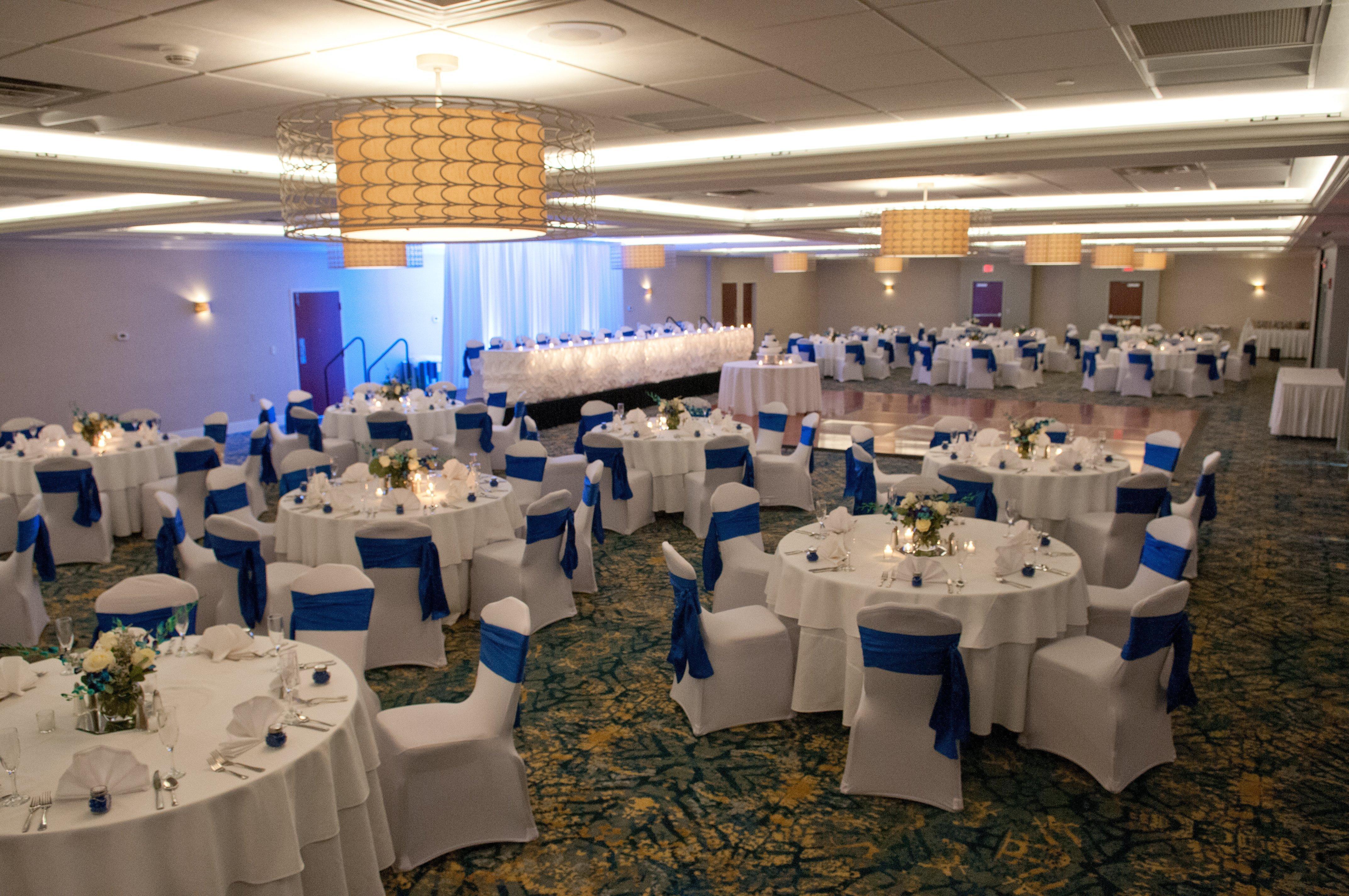 Crowne Plaza Hotel And Suites Pittsburgh South By Ihg Mt. Lebanon Exterior photo