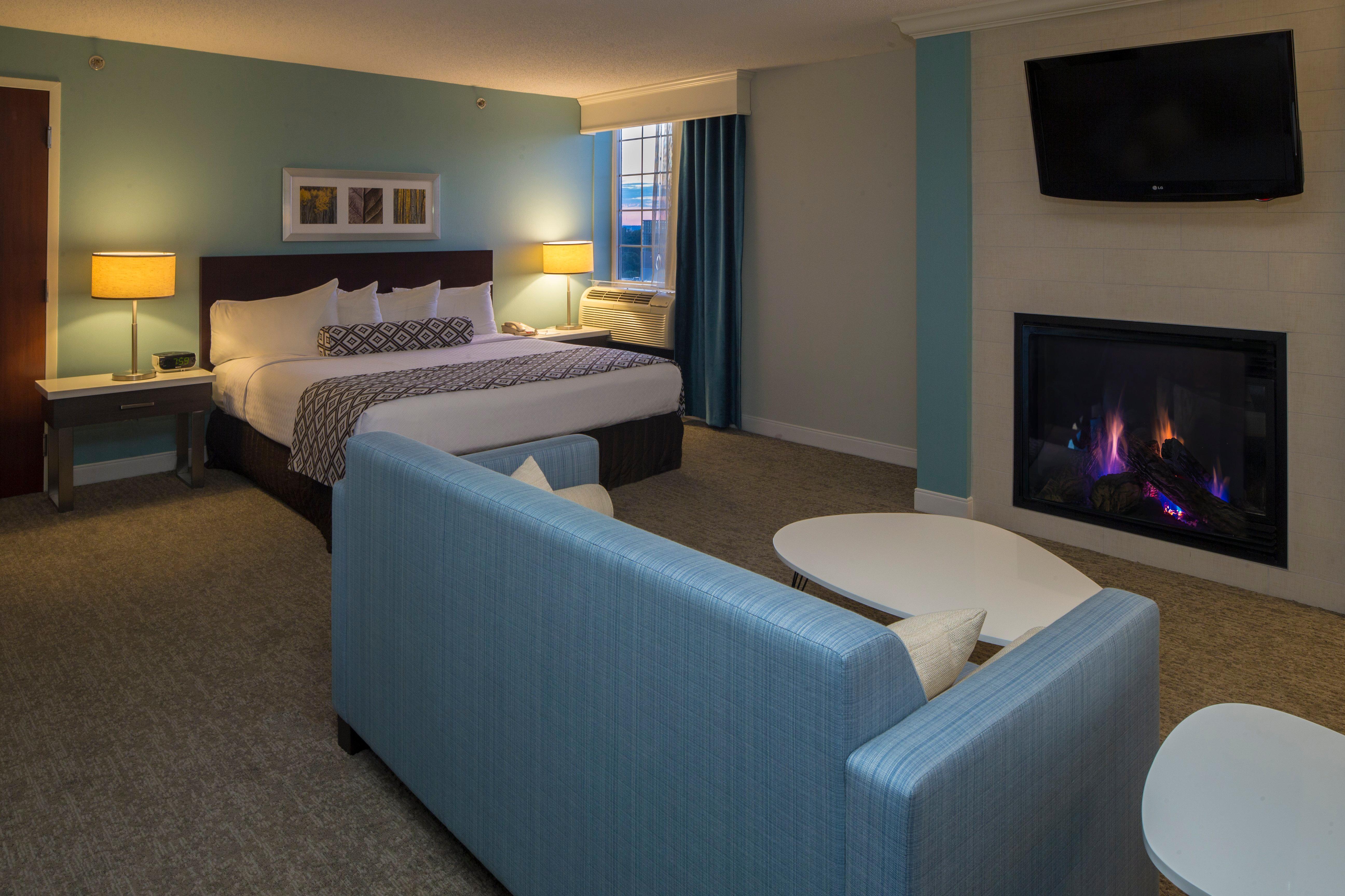Crowne Plaza Hotel And Suites Pittsburgh South By Ihg Mt. Lebanon Exterior photo