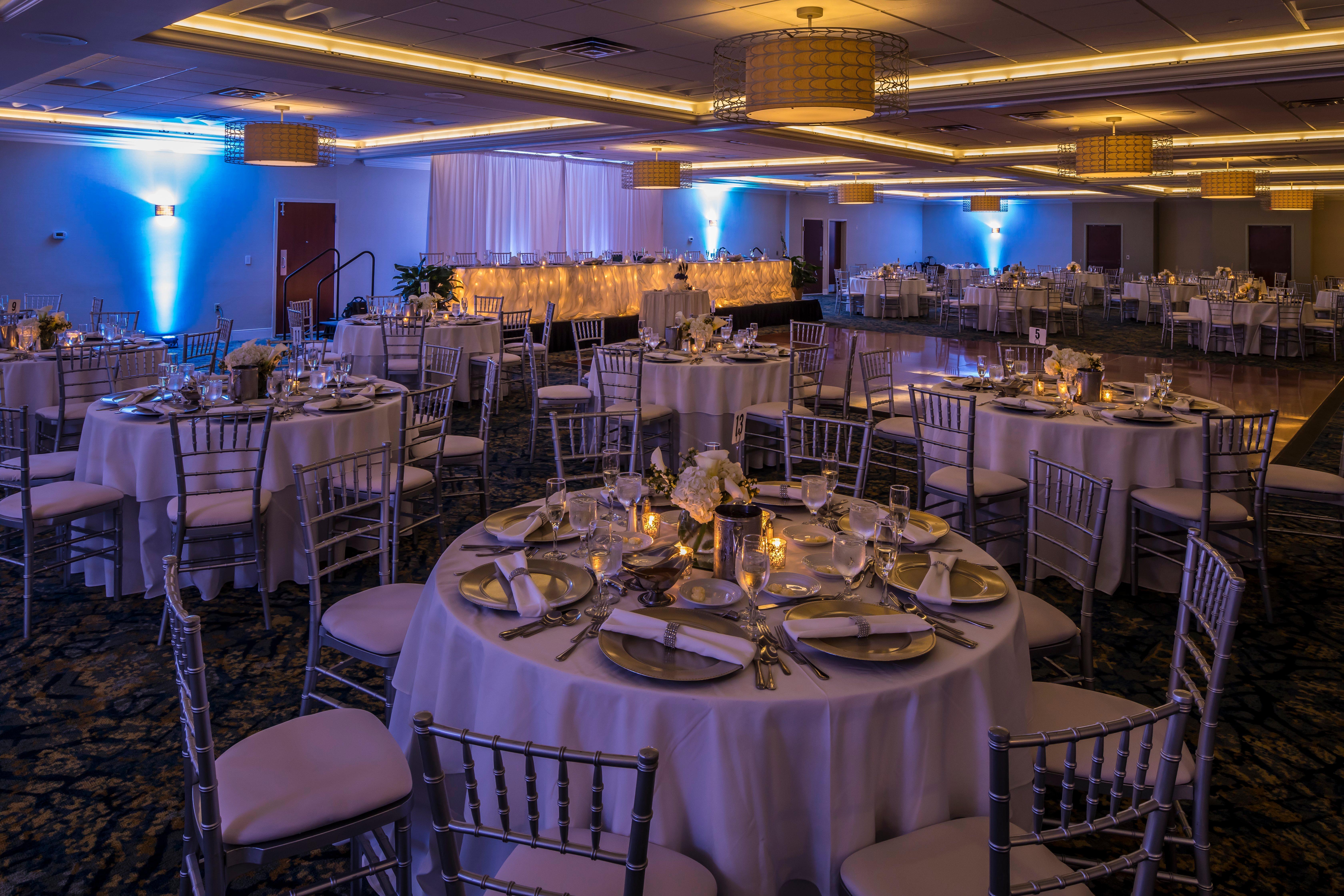 Crowne Plaza Hotel And Suites Pittsburgh South By Ihg Mt. Lebanon Exterior photo