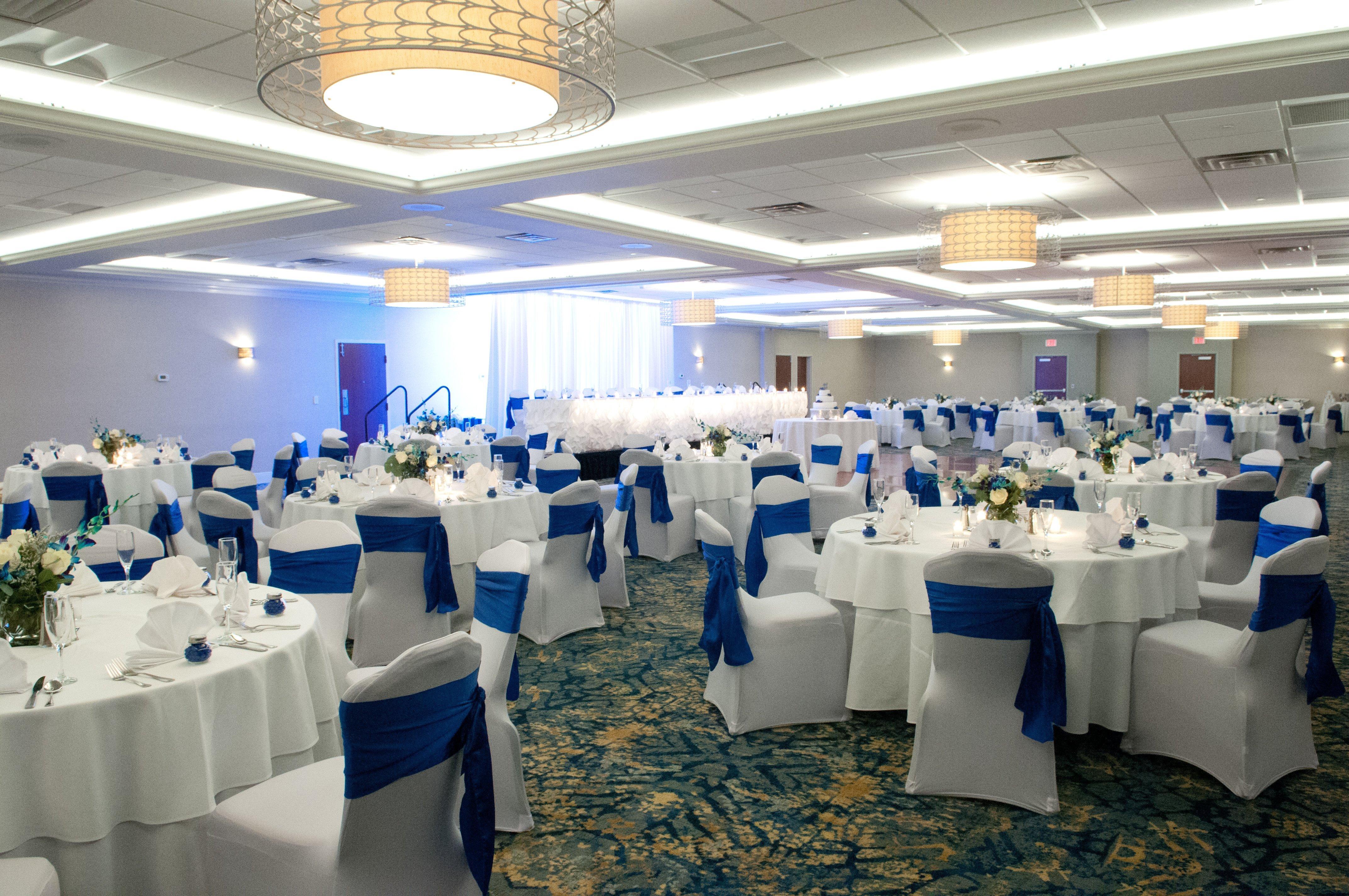 Crowne Plaza Hotel And Suites Pittsburgh South By Ihg Mt. Lebanon Exterior photo