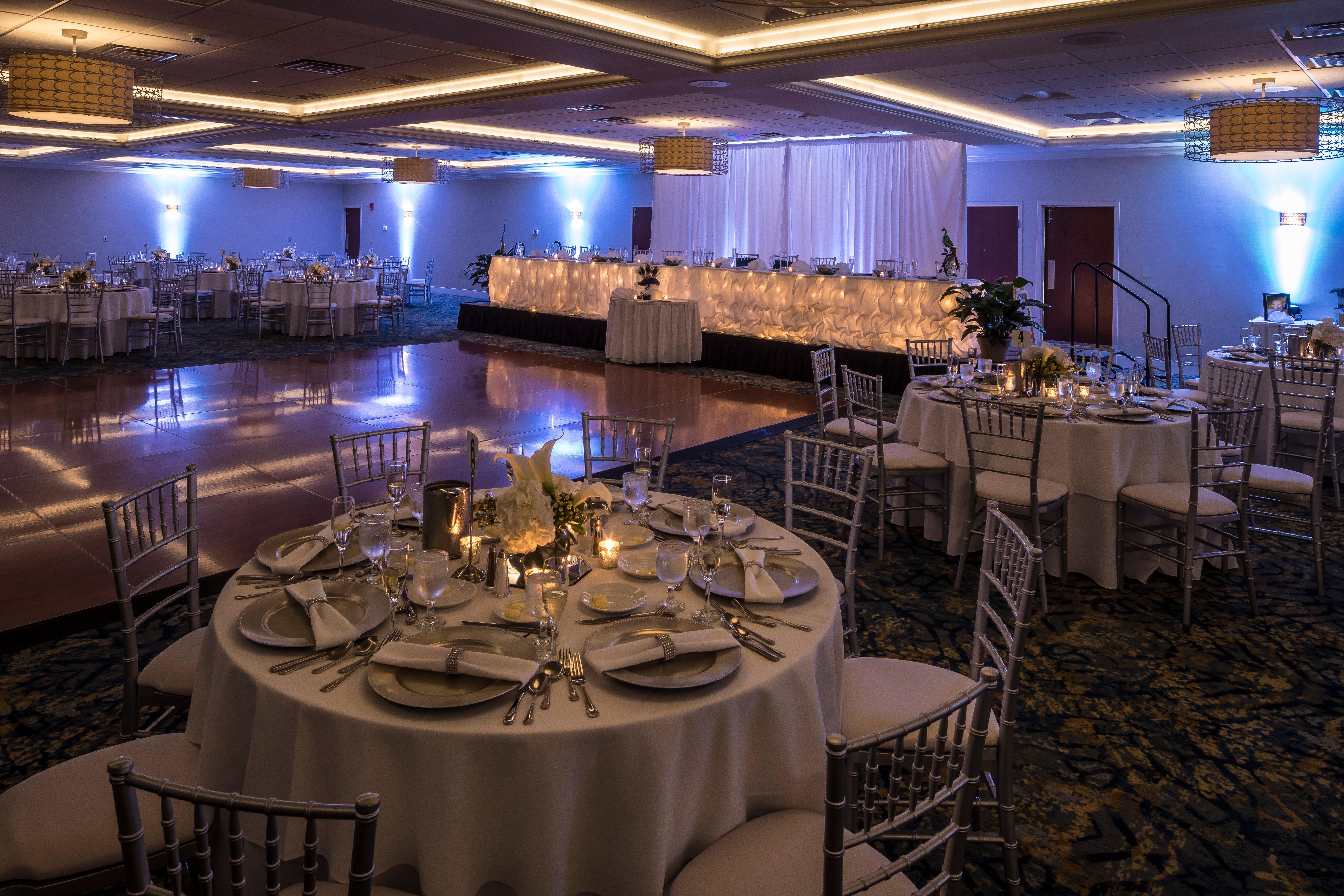 Crowne Plaza Hotel And Suites Pittsburgh South By Ihg Mt. Lebanon Exterior photo